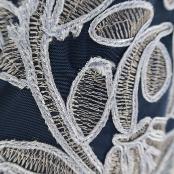 JS Collections Embroidered Elbow Sleeve Cocktail Dress 10 NWT - Picture 12 of 12